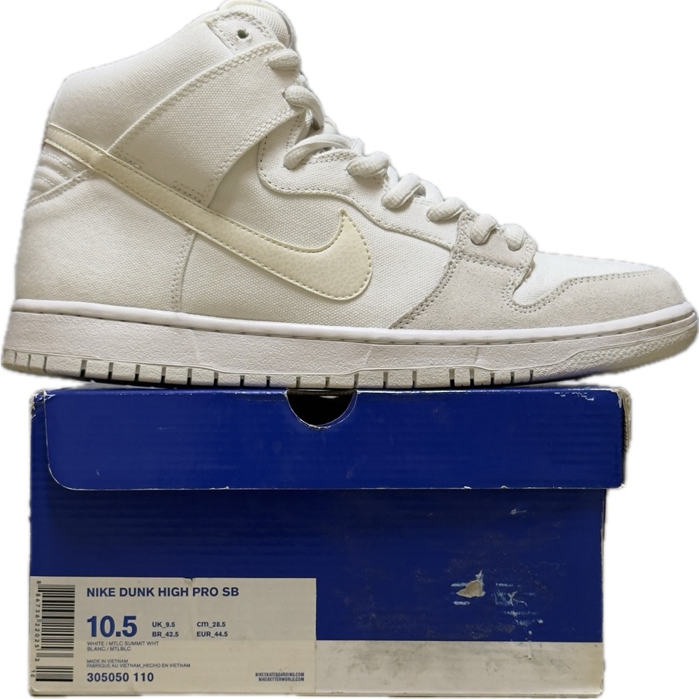 Nike Dunk High Pro SB Metallic Summit White